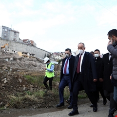 TOKİ Başkanı Ömer Bulut Trabzon'da incelemelerde bulundu